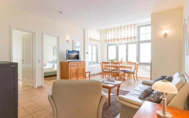 Villa San Marino, App 5