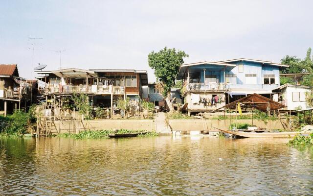 Stockhome Hostel Ayutthaya