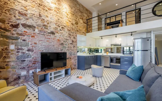w Modern Duplex in San Felipe