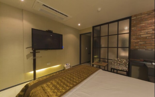 The Lazzi Hotel Dongnae