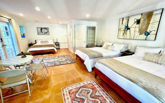 Paradise Vacation Estate Near Universal Studios