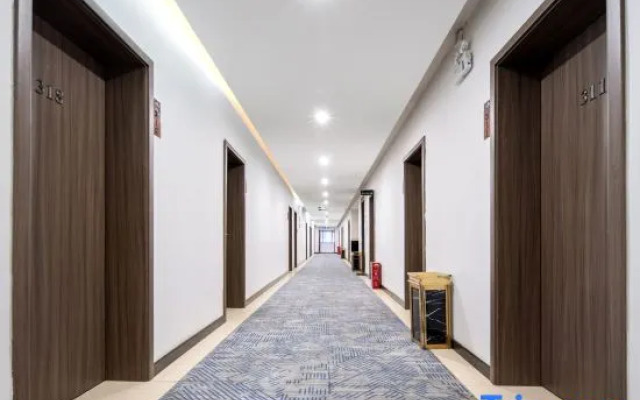 Weihui Xiangbala Hot Spring Business Hoteal