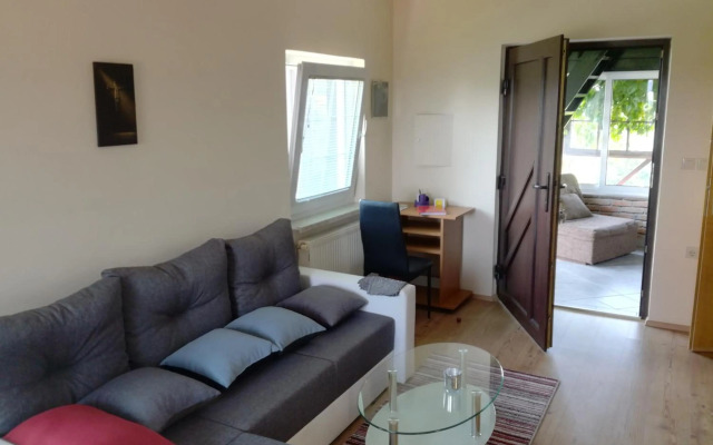 Kuća za odmor ,,Oletić 2"