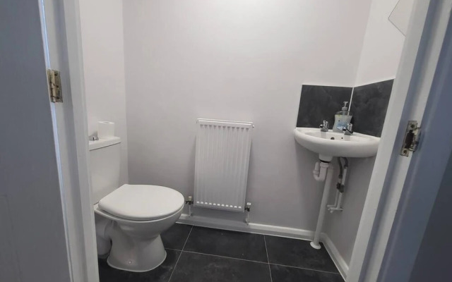 Immaculate 2-bed House in London