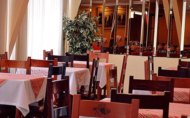 Manduara Hotel And Suites