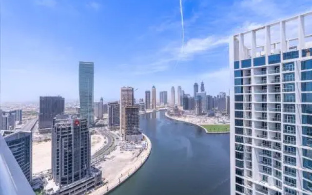 Spectacular Burj Khalifa View Service Apartment