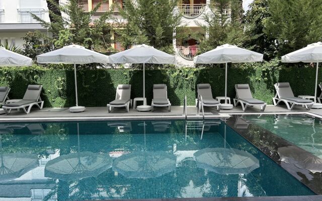 Sam Hotel