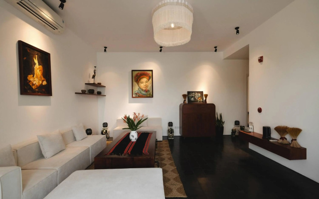 aNhill Boutique – Lobby – Hue