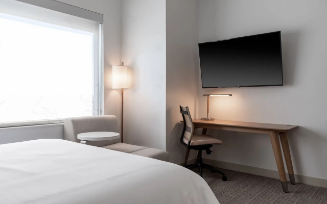 Element Dallas Richardson