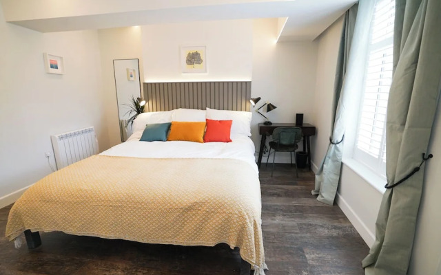 Sgwar-Boutique Rooms