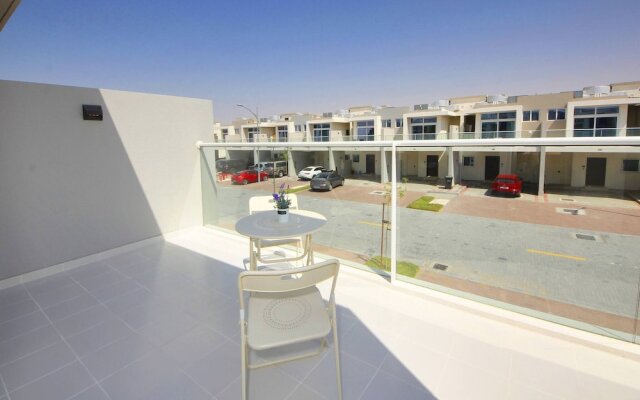 "amazing 3 Bhk Villa 25 Minutes From The Expo!"