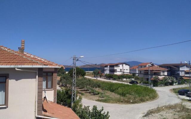 Lavinia Otel Avsa
