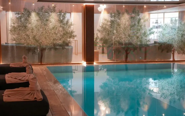 Aqua House Valentino