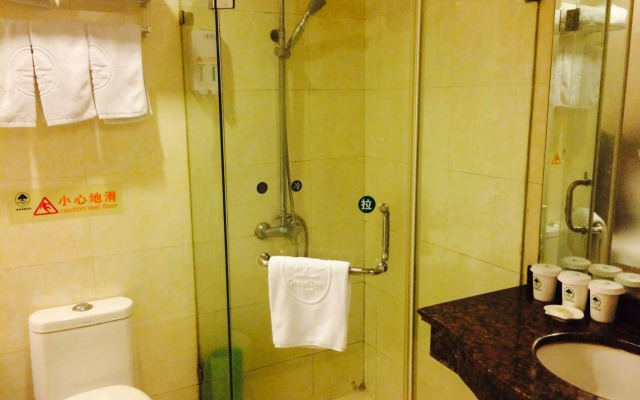 GreenTree Inn Shanghai Dongming Road Subway Station Express