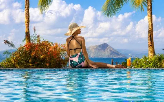 Lakeshore Villas at Club Balai Isabel