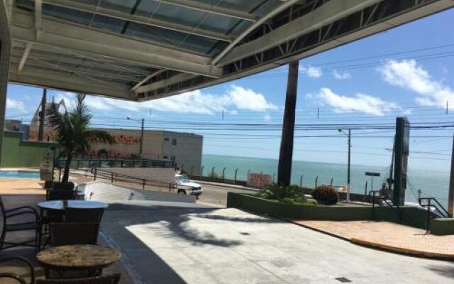 Flat Mobiliado Ponta Negra