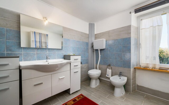 Beautiful Home in Vizinada With Wifi and 2 Bedrooms