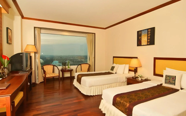 Champasak Grand Hotel