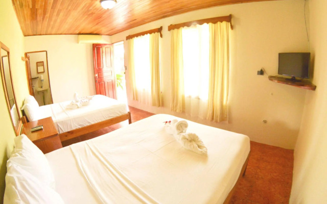 Hostel Backpackers La Fortuna