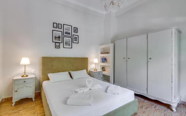 Samouil Apartment, 40 meters from the beach