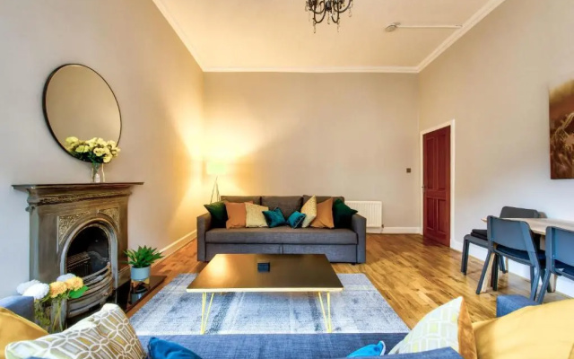 Stylish & Spacious 3 Bedroom Apt in Finnieston, West End
