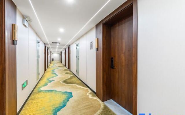 Xinkaitong Hotel Ruili