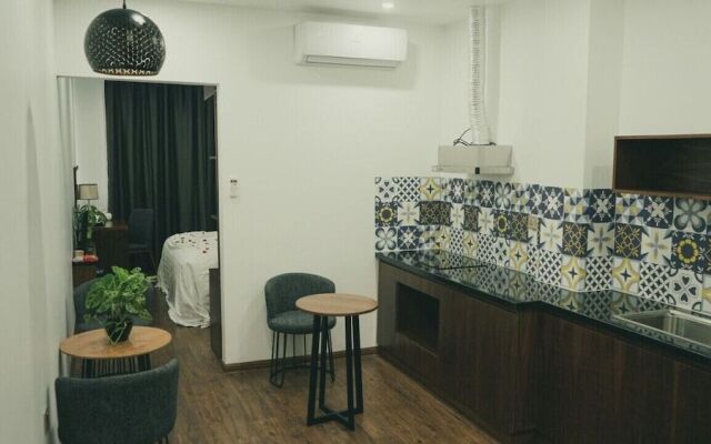 Sen Yangon Lakeview Hotel