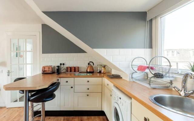 Argyll Apartments - Argyll Square, Oban