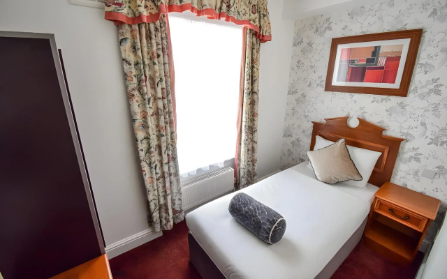Pembridge Palace Hotel