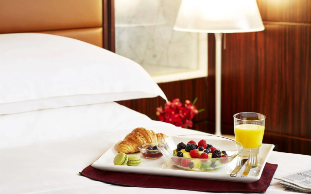 Sheraton Hong Kong Hotel & Towers