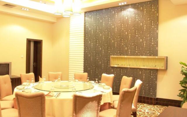 Nanzhou Hotel