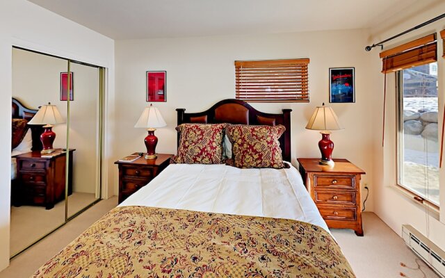 22 Wellington Ln Condo Unit 1