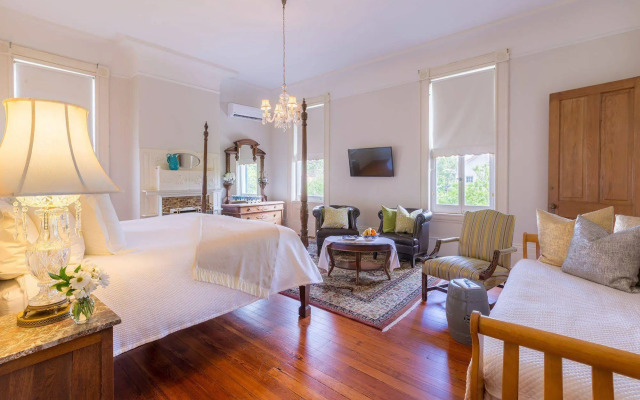 Sully Mansion Bed & Breakfast Inn