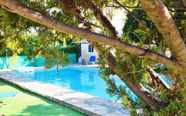 Dryoussa Apartments