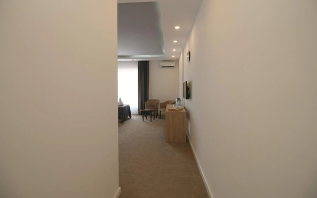 Baku Tour Hotel & Hostel