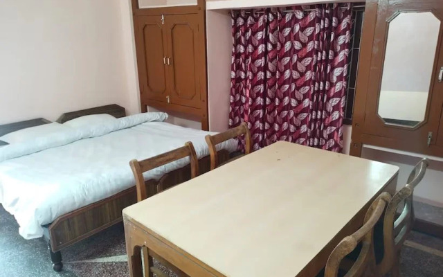 Nautiyals Belvedere Homestay