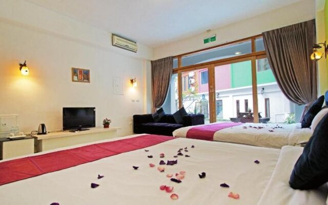 Rainbowtown Hotel