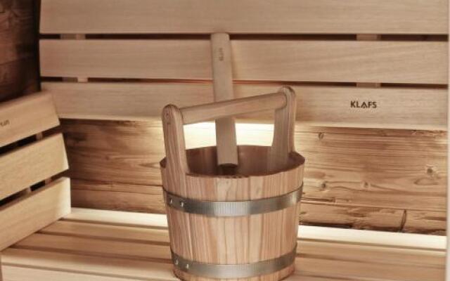 HOME Suites Deluxe mit Sauna