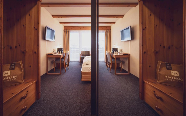 Mountain Plaza Hotel