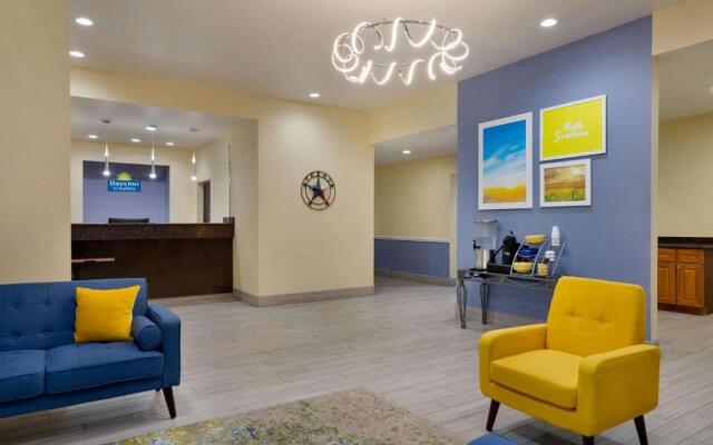 Days Inn & Suites by Wyndham DFW Airport South-Euless