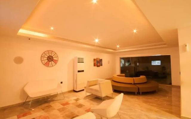 The Point Rayfield  Hotel