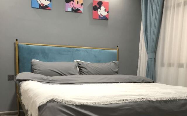Chuanlu Soho Younger Apartment