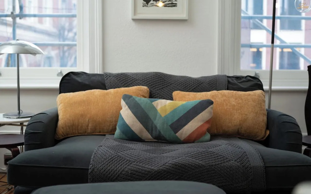 Chic flat near Kensington Palace