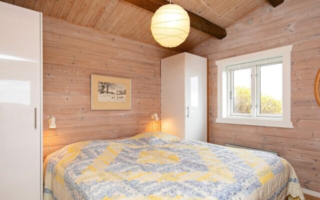 Enthralling Holiday Home in Hvide Sande Near Beach