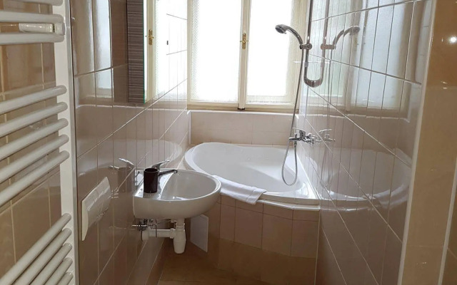 Villa Sofia Apartments