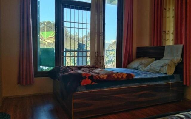 Mountain View Home Stay by StayApart