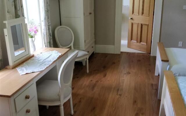 Riversdale Country House