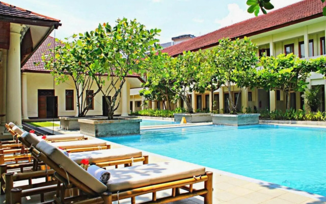 Billiton Hotel & Klub