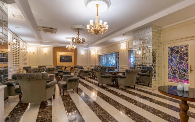 Saturn Palace Resort