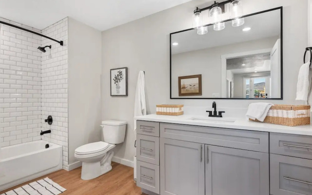 Paradise Cove 2 Bedroom Condo